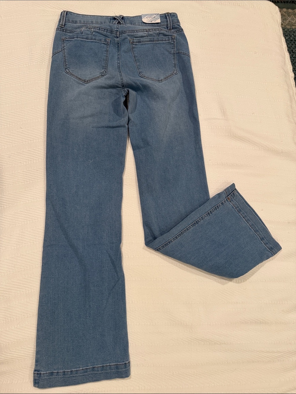 NWT Curvy Fit Flare Jeans Patch Pockets 4/27 - Picture 6 of 7